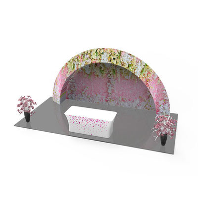 la manifestazione triangolare della cabina della fiera commerciale del tessuto dell'arco 3D visualizza per la mostra